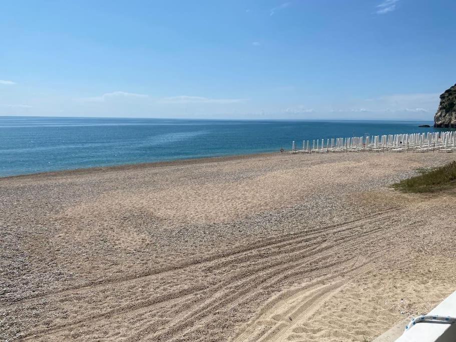 Appartamenti Sul Mare Da Antonino Mattinata Exterior foto